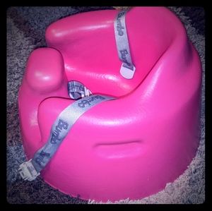 ❤️Bumbo megenta Baby Infant foam seat LIKE NEW 💜